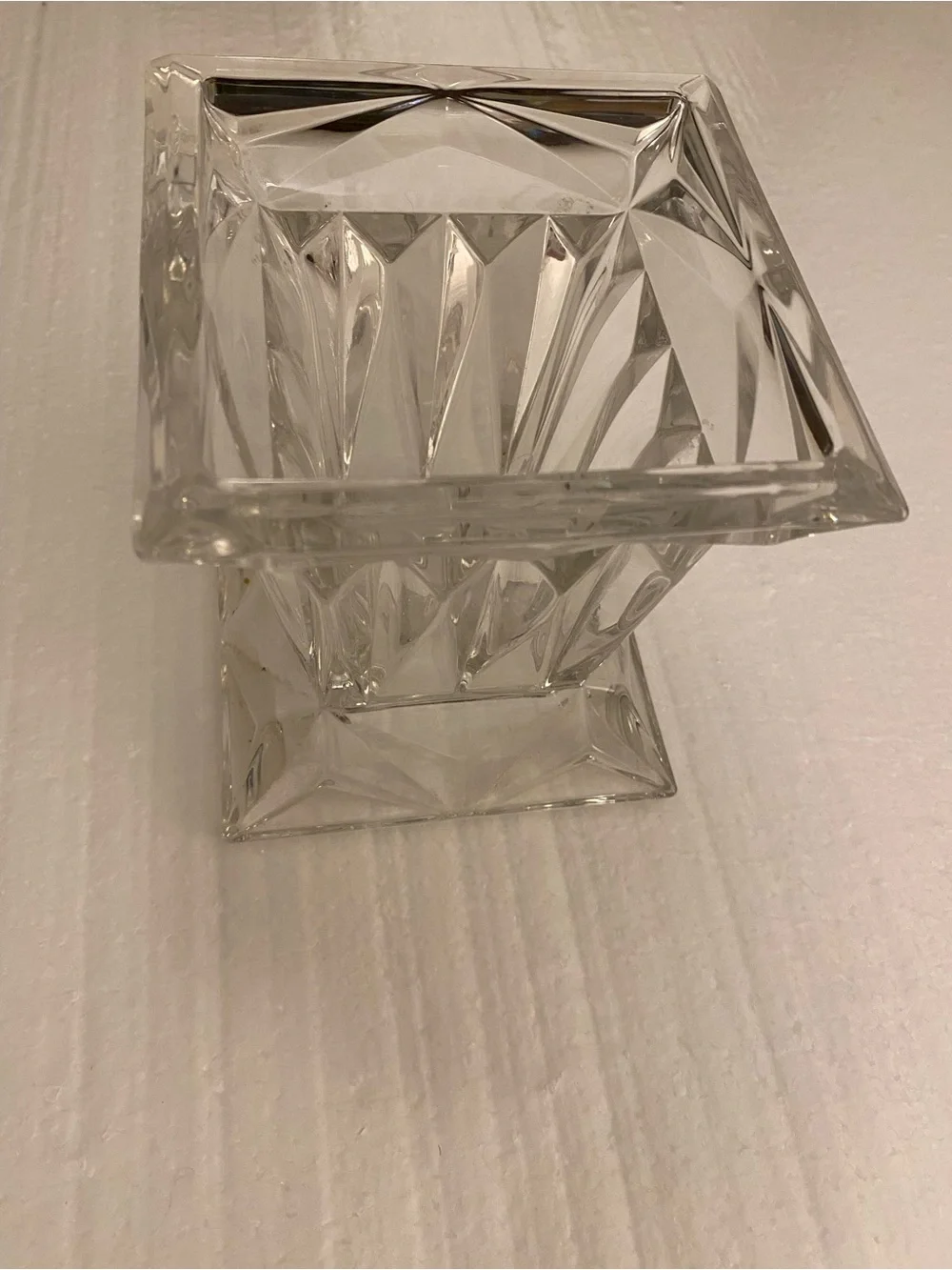 N/A clear faceted